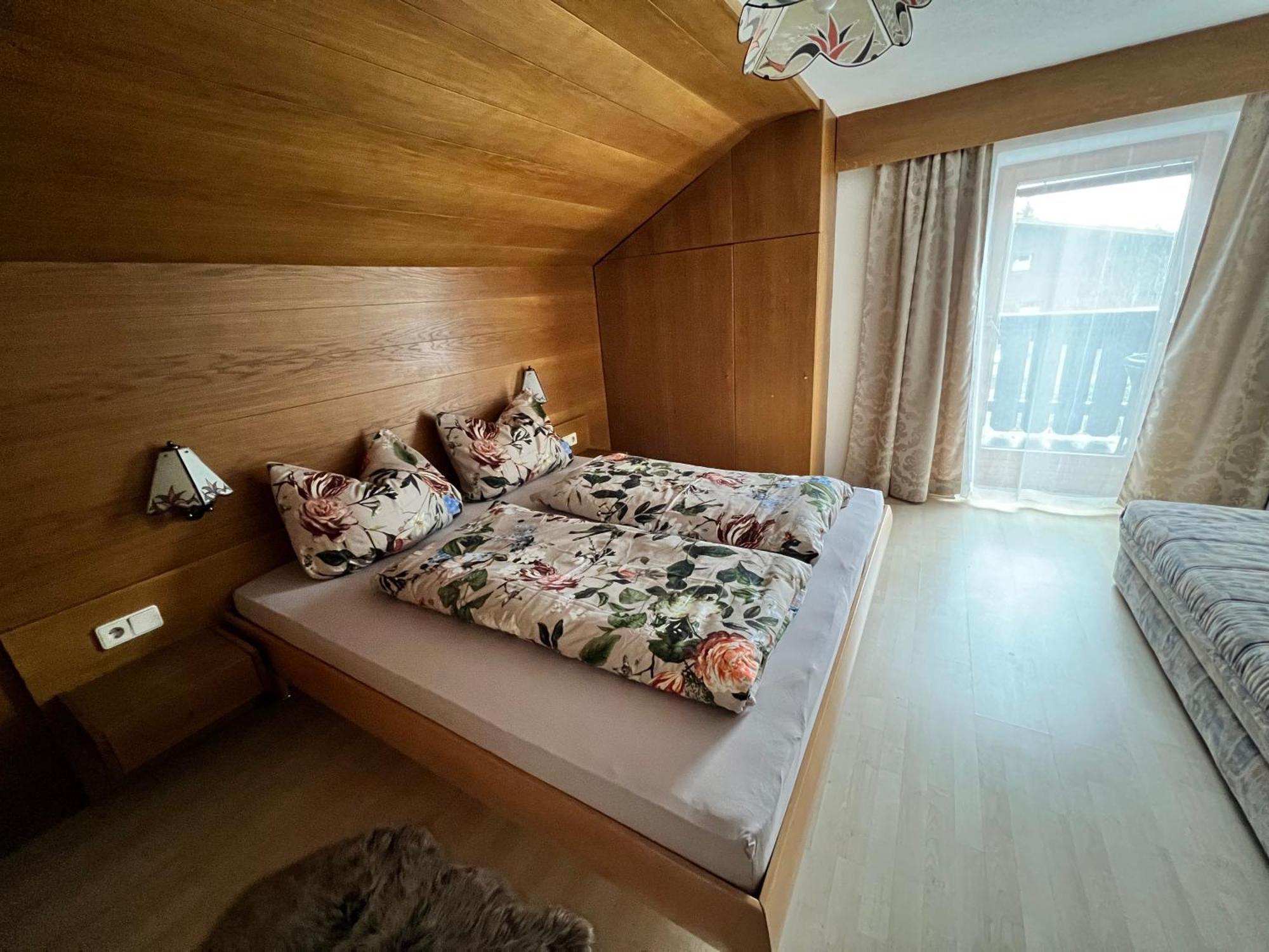 Haus Kneissl Lägenhet Seefeld in Tirol Exteriör bild